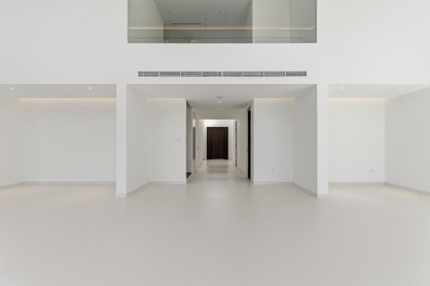 Villa in Jumeirah Islands, Dubai 4 bedrooms, 602.94 sq.m. № 142082 - photo 5