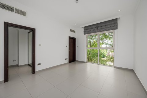 Villa in Jumeirah Golf Estates, Dubai 5 bedrooms, 749.27 sq.m. № 142081 - photo 15