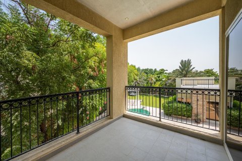 Villa in Jumeirah Golf Estates, Dubai 5 bedrooms, 749.27 sq.m. № 142081 - photo 28