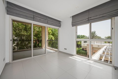 Villa in Jumeirah Golf Estates, Dubai 5 bedrooms, 749.27 sq.m. № 142081 - photo 14
