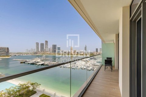 Apartamento en EMAAR Beachfront, Dubai Harbour, Dubai, 1 dormitorio, 80.92 m², № 128922 - foto 1
