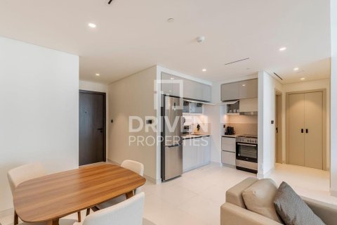 Apartamento en EMAAR Beachfront, Dubai Harbour, Dubai, 1 dormitorio, 80.92 m², № 128922 - foto 10