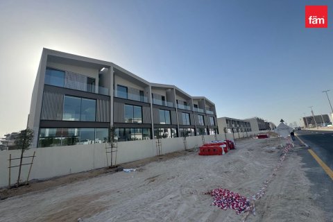 Villa in Dubai 3 bedrooms, 168 sq.m. № 18448 - photo 5