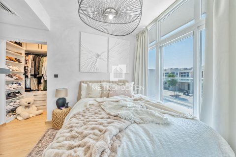 Maison de ville à DAMAC Hills (Akoya by DAMAC), Dubai, 3 chambres, 158 m², № 73568 - photo 4