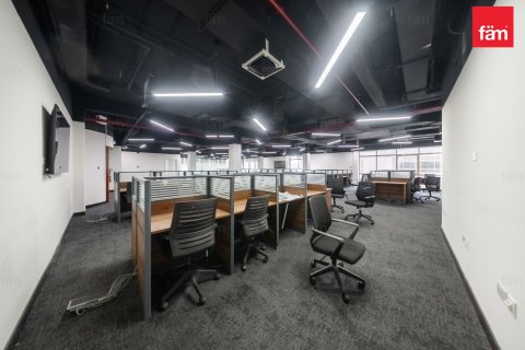 Снять в аренду офис в Dubai Production City (IMPZ), Дубай: 337м², № 89261 - фото 9