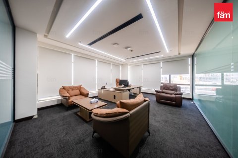 Снять в аренду офис в Dubai Production City (IMPZ), Дубай: 337м², № 89261 - фото 2