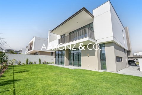 Villa en Al Furjan, Dubai, 5 dormitorios, 570 m², № 99245 - foto 2