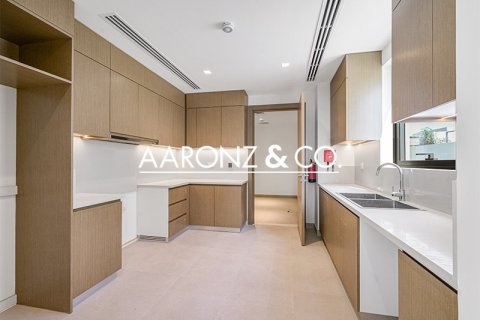 Villa en Al Furjan, Dubai, 5 dormitorios, 570 m², № 99245 - foto 25