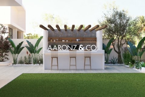 Villa en Al Furjan, Dubai, 5 dormitorios, 570 m², № 99245 - foto 3
