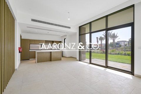 Villa en Al Furjan, Dubai, 5 dormitorios, 570 m², № 99245 - foto 5