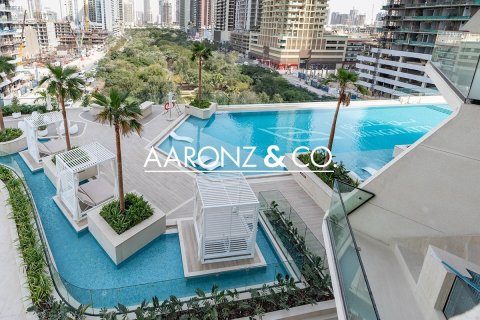 Apartment in Jumeirah Village Circle, Dubai 1 bedroom, 75 sq.m. № 99244 - photo 18