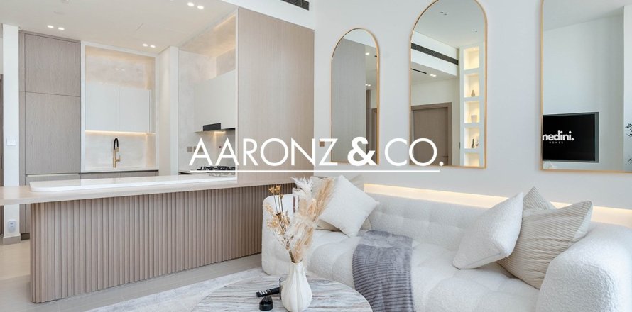 Apartment in Jumeirah Village Circle, Dubai 1 bedroom, 75 sq.m. № 99244