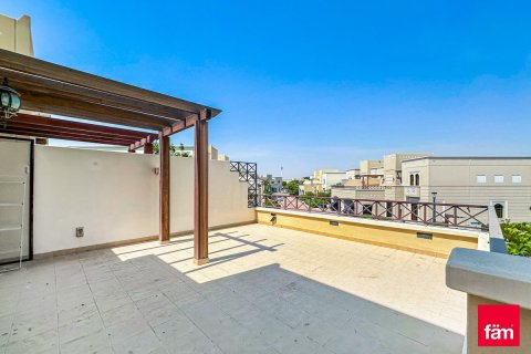 Снять в аренду таунхаус в Дубае: 4 спальни, 499.9м², № 41164 - фото 20