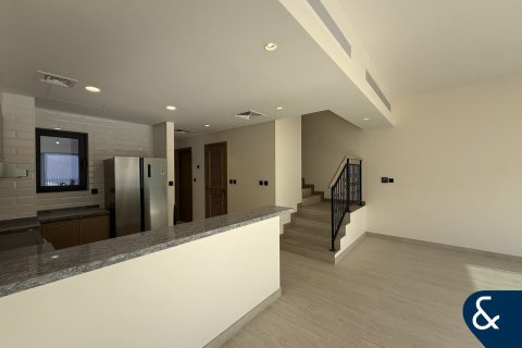 Купить таунхаус в Damac Lagoons, Дубай: 4 спальни, 144м², № 98428 - фото 5