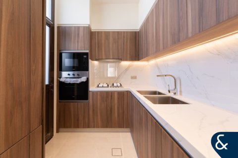 Villa à Jumeirah Park Homes, Jumeirah Park, Dubai, 5 chambres, 495 m², № 98426 - photo 14