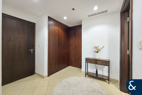 Apartamento en Golf Towers, The Views, Dubai, 2 dormitorios, 132 m², № 98430 - foto 7