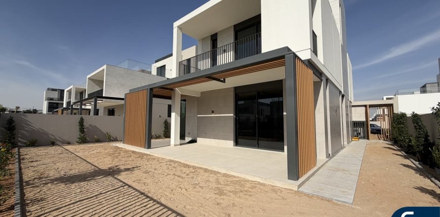 Villa en Arabian Ranches 3, Dubai, 4 dormitorios, 456 m², № 98427