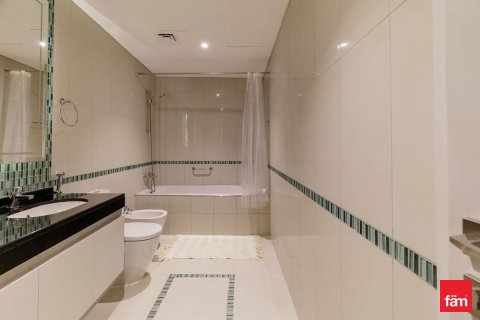 Apartamento en Dubai Marina, Dubai, 2 dormitorios, 140.2 m², № 99993 - foto 8