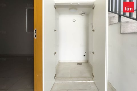 Townhouse in Dubai 3 bedrooms, 161 sq.m. № 10527 - photo 9