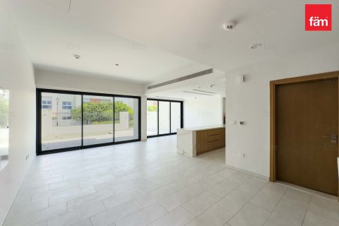 Townhouse in Dubai 3 bedrooms, 161 sq.m. № 10527 - photo 13