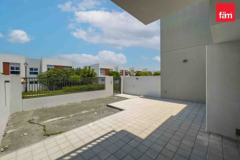 Townhouse in Dubai 3 bedrooms, 161 sq.m. № 10527 - photo 29