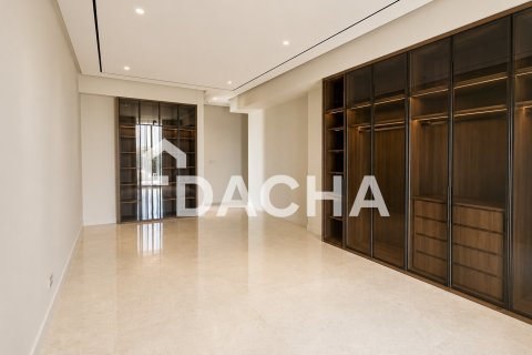 Villa in Jumeirah Park Homes, Jumeirah Park, Dubai 6 bedrooms, 845 sq.m. № 111631 - photo 4