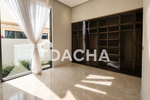 Villa in Jumeirah Park Homes, Jumeirah Park, Dubai 6 bedrooms, 845 sq.m. № 111631 - photo 25