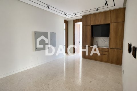 Villa in Jumeirah Park Homes, Jumeirah Park, Dubai 6 bedrooms, 845 sq.m. № 111631 - photo 13