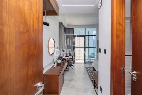 Apartamento en Dolphin Tower, Business Bay, Dubai, estudio, 58.9 m², № 140119 - foto 4
