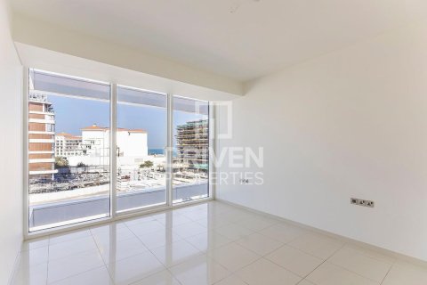 Купить квартиру в The Crescent, Пальма Джумейра, Дубай: 3 спальни, 268.12м², № 140120 - фото 8