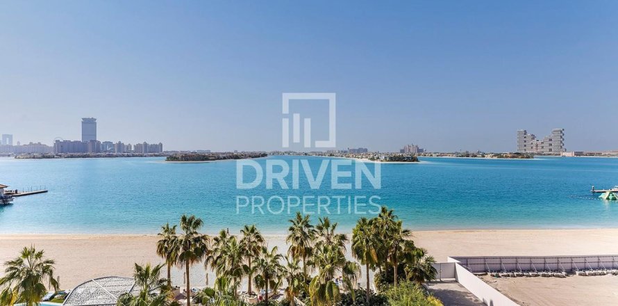 Квартира в The Crescent, Пальма Джумейра, Дубай, 3 спальни, 268.12м², № 140120