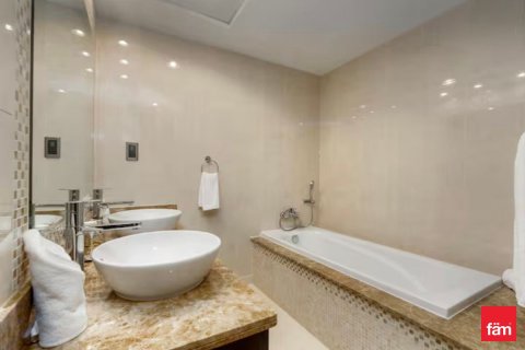 Apartment in Palm Jumeirah, Dubai 2 bedrooms, 210.6 sq.m. № 97591 - photo 17