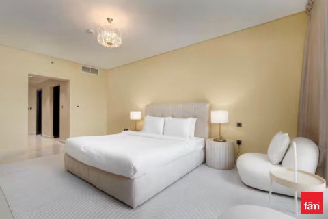 Apartment in Palm Jumeirah, Dubai 2 bedrooms, 210.6 sq.m. № 97591 - photo 10