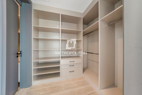 Townhouse in Al Barari, Dubai 4 bedrooms, 459 sq.m. № 15822 - photo 5