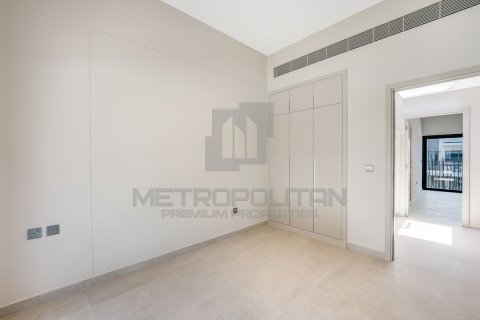Купить таунхаус в District 7, Мохаммед Бин Рашид Сити, Дубай: 3 спальни, 270м², № 15824 - фото 7