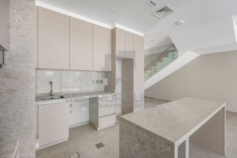 Купить таунхаус в District 7, Мохаммед Бин Рашид Сити, Дубай: 3 спальни, 270м², № 15824 - фото 23