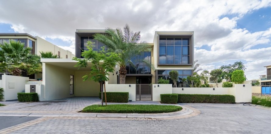 فيلا في دبي 5 غرف نوم , 522 م² رقم 97180