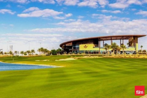 Купить квартиру в Дубае: 2 спальни, 121м², № 77086 - фото 2