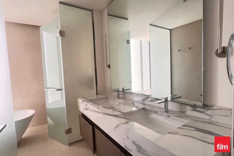 Снять в аренду таунхаус в Дубае: 3 спальни, 168м², № 90566 - фото 12