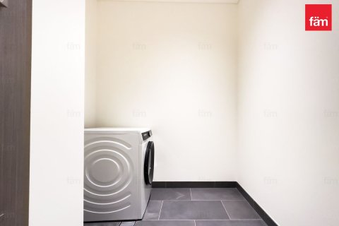 Apartment in Dubai 3 bedrooms, 192.9 sq.m. № 119072 - photo 12