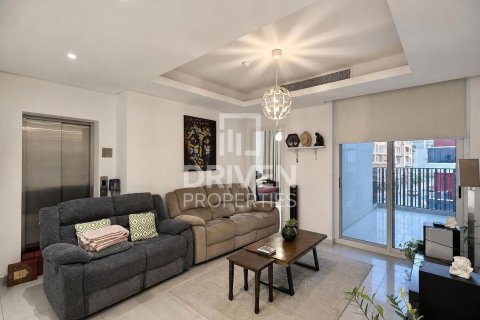 Villa in District 10, Jumeirah Village Circle, Dubai 4 bedrooms, 344.76 sq.m. № 143093 - photo 3
