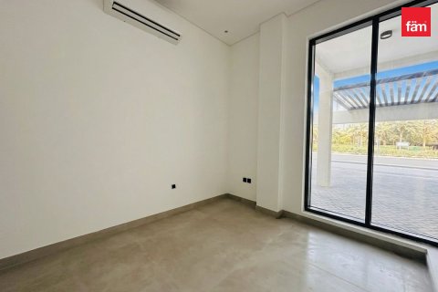 Villa à Dubai, 5 chambres, 250.7 m², № 137621 - photo 9