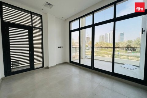 Villa à Dubai, 5 chambres, 250.7 m², № 137621 - photo 2