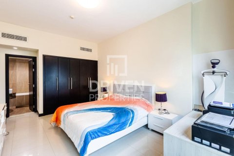 Apartamento en Jumeirah Lake Towers, Dubai, 1 dormitorio, 73.39 m², № 129969 - foto 17