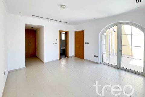 فيلا في Legacy, Jumeirah Park, دبي 3 غرف نوم, 284.56 م² رقم 124792 - صورة 9