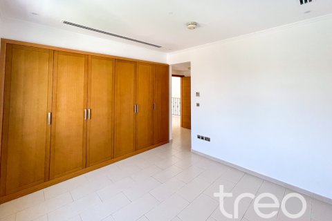 فيلا في Legacy, Jumeirah Park, دبي 3 غرف نوم, 284.56 م² رقم 124792 - صورة 13