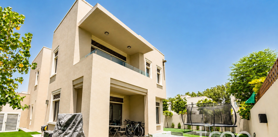 Villa à Azalea, Arabian Ranches 2, Dubai, 4 chambres, 312.34 m², № 124791