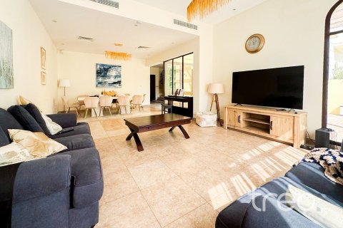 Maison de ville à Mudon, Dubai, 4 chambres, 369.48 m², № 124797 - photo 4