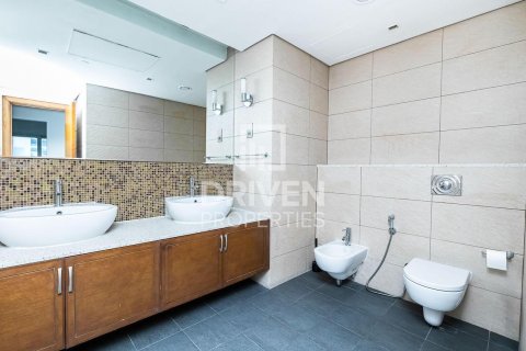 Apartment in Marina Residences, Palm Jumeirah, Dubai 2 bedrooms, 173.45 sq.m. № 128847 - photo 11