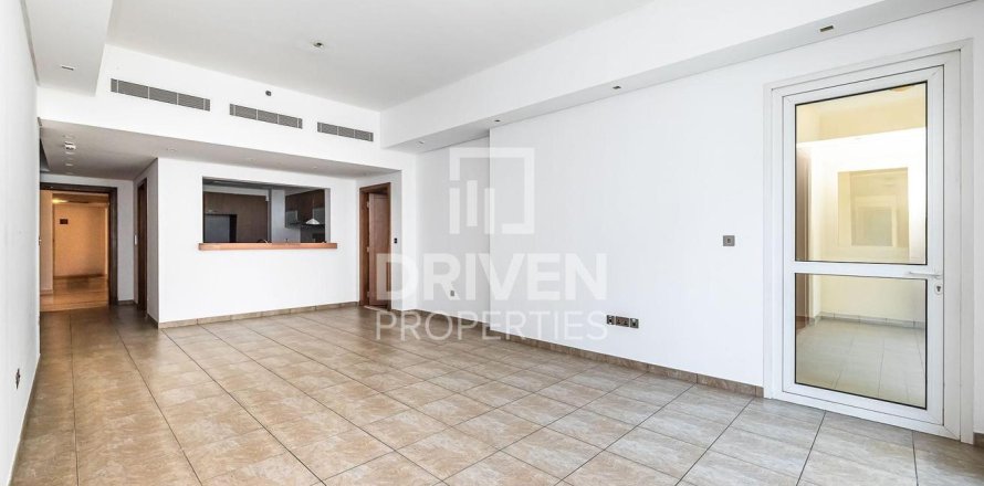 Apartment in Marina Residences, Palm Jumeirah, Dubai 2 bedrooms, 173.45 sq.m. № 128847